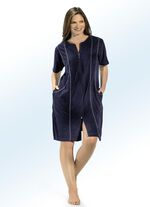 Hauskleid in Knie umspielender Form 