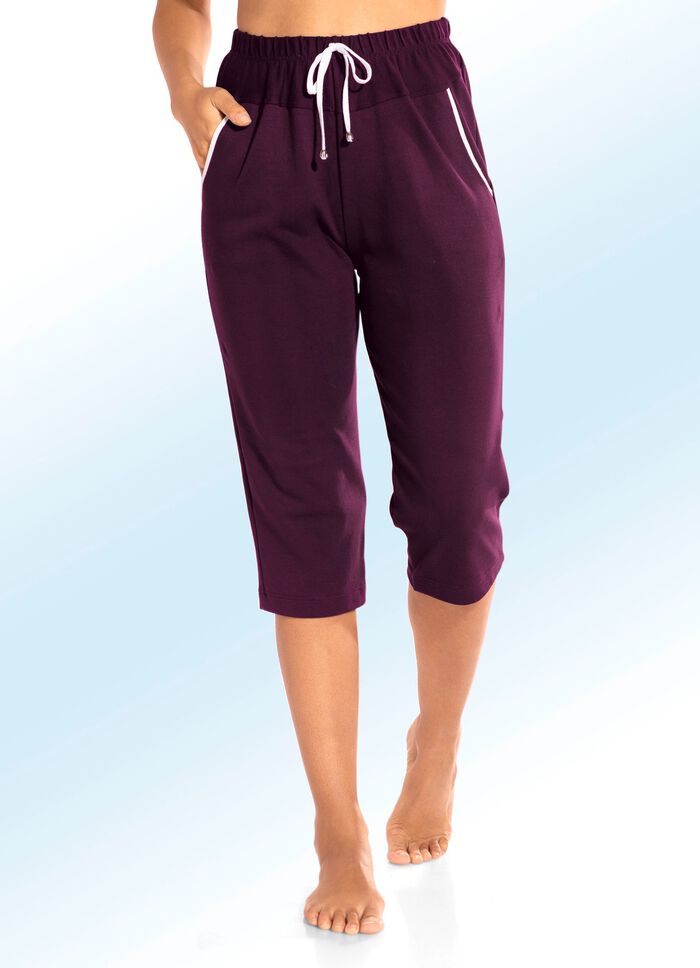 Caprihose mit Zierband BROMBEERE