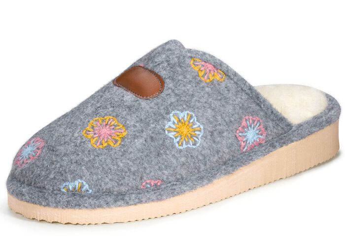 Laurina Filz-Pantoffel mit flotter Bl&uuml;ten-Stickerei 