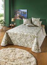 Hochwertige Tagesdecke mit Bandeinfassung 