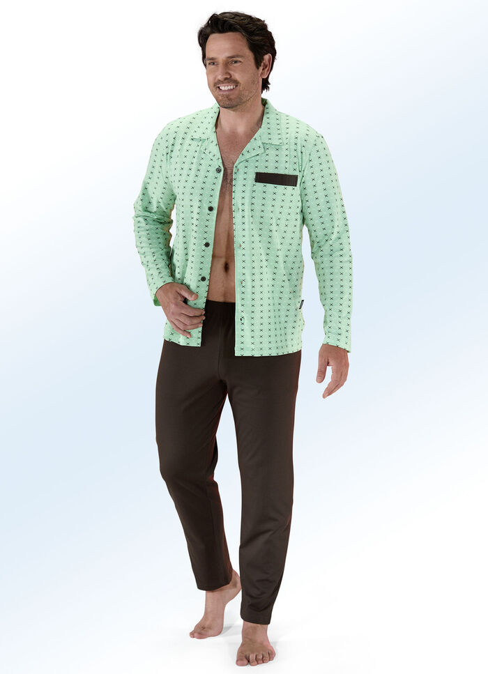 Pyjama, durchgeknöpft, mit Reverskragen und Brusttasche