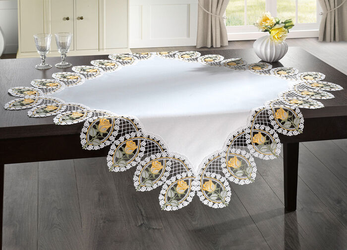 Tischdecke aus echter Plauener Spitze