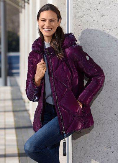 Funktionsjacke mit abnehmbarer Kapuze 