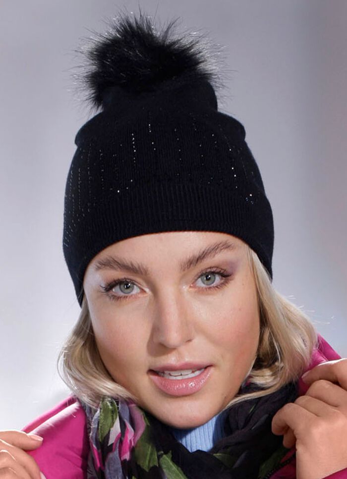 M&uuml;tze mit dezenten Glitzersteinchen 