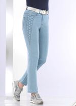 Jeans mit sch&ouml;ner Stickerei 