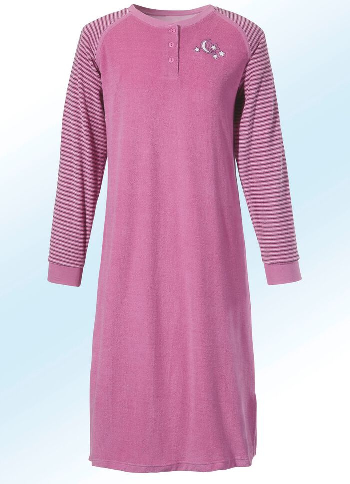 Nachthemd aus Frottierstretch, Langarm mit Knopfleiste und B&uuml;ndchen 