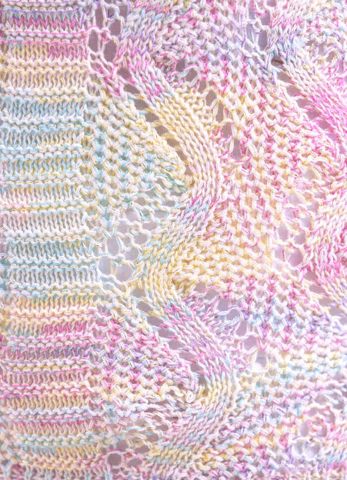 Pullover in hochwertigem Farbverlauf mit dezentem Glitzer 