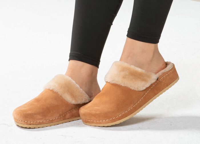 Mubb, warme Damen-Hausschuhe, Weite H, mit Lammfell CAMEL