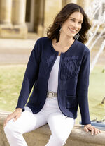 Strickjacke in Strukturmustermix 