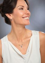 Ohrstecker mit echten Safir und echten Weisstopasen 