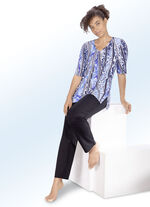 Hausanzug mit V-Ausschnitt 