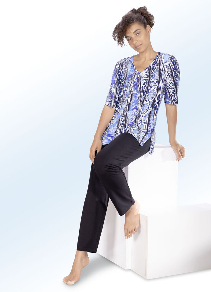 Hausanzug mit V-Ausschnitt 