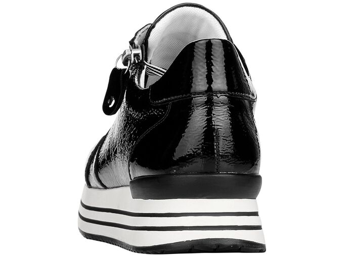 Remonte Sneaker mit effektvoller Schn&uuml;rung 