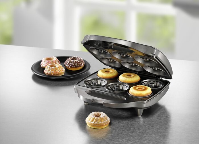 Guglhupf-Bäcker in verschiedenen Ausführungen SCHWARZ