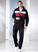 Freizeitanzug mit Stickerei 