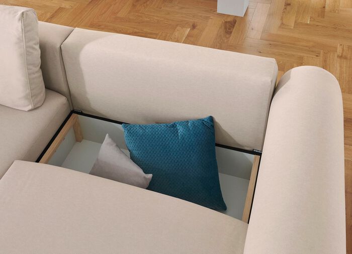 Polsterecke mit Bettfunktion und Dekokissen 