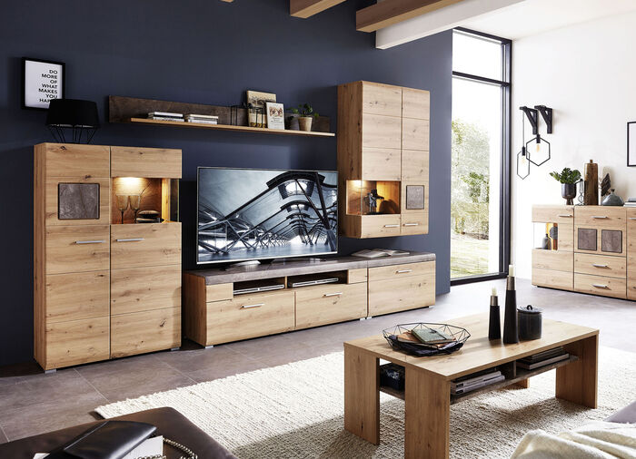 Wohnwand mit warmweisser LED-Beleuchtung 