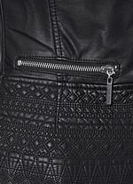 Blazer mit toniger Stickerei 