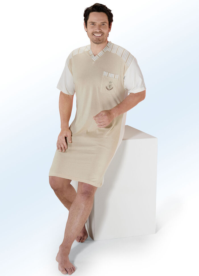 Götting Nachthemd mit V-Ausschnitt, Brusttasche, Naturfaser 