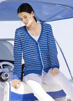 Strickjacke mit feinen Ringeln und Ajourrauten AZURBLAU-WEISS