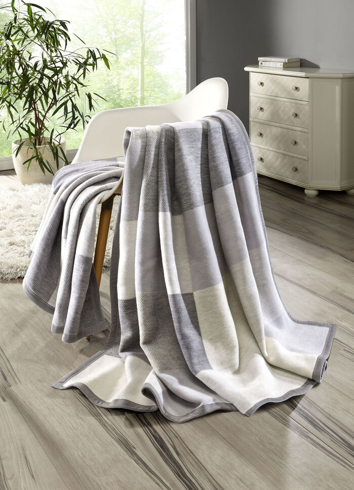 Kuschelweiche Schlafdecke SILBER