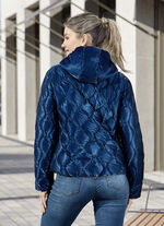 Funktionsjacke mit fester Kapuze 