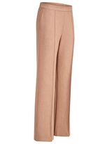 Hose in modischer Weite 