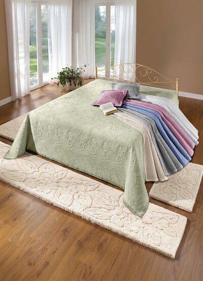 Jacquard-Tagesdecken mit Bandeinfassung  Jacquard-Tagesdecken mit Bandeinfassung