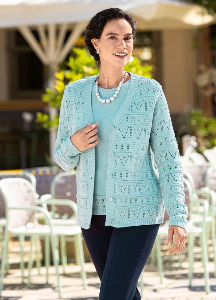 Strick-Twinset mit Ajourakzenten 