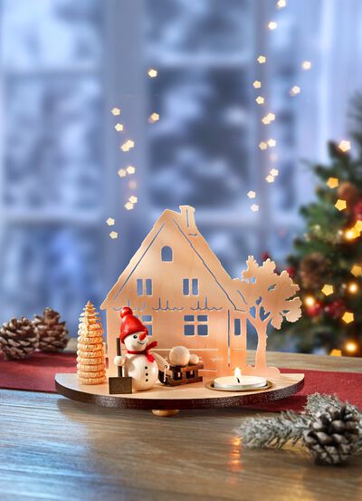 Handgefertigter Teelichthalter aus Holz 