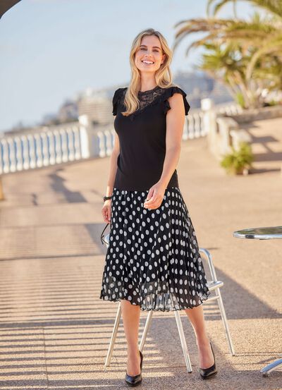 Shirt mit Volantabschl&uuml;ssen 