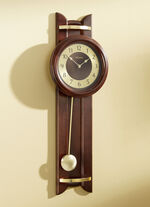 Hochwertige Wanduhr mit Gehäuse in Wurzelnussbaum-Optik 