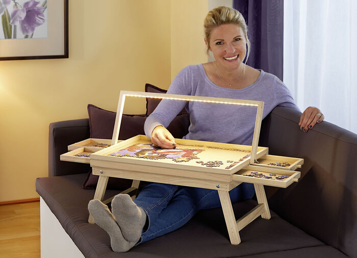 Grosser LED Puzzletisch: Endlich Platz und Ordnung für Puzzles 