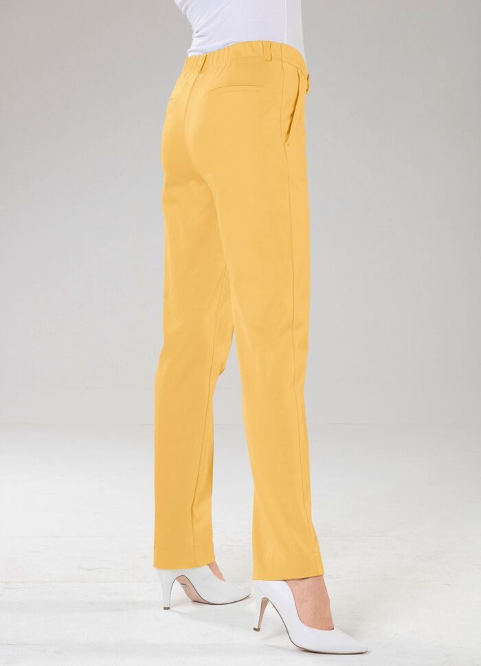 Hose mit Ziersteppungen 