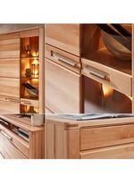 Bett mit Stauraum im Kopfteil 