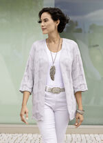 Strickjacke mit Mustermix im Wellendessin HELLGRAU