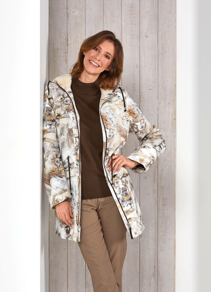 Kurzmantel mit Teddy-Innenausstattung in der festen Kapuze 