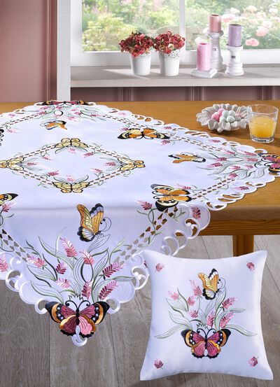 Tisch- und Raumdekoration aus dem Hause Sch&auml;fer 