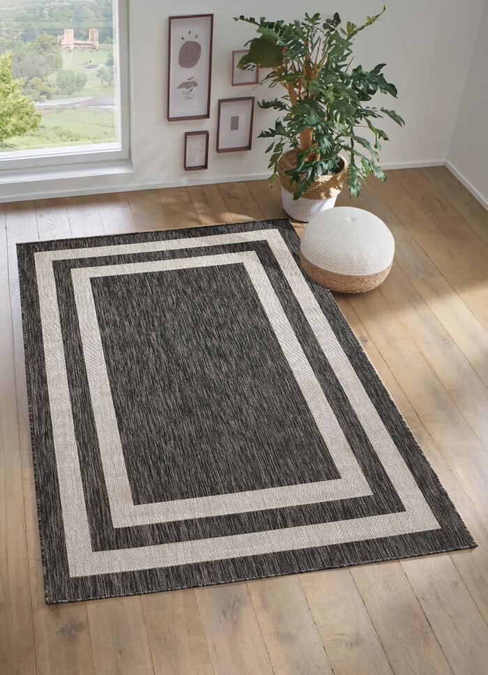 Br&uuml;cken und Teppiche f&uuml;r innen und aussen 