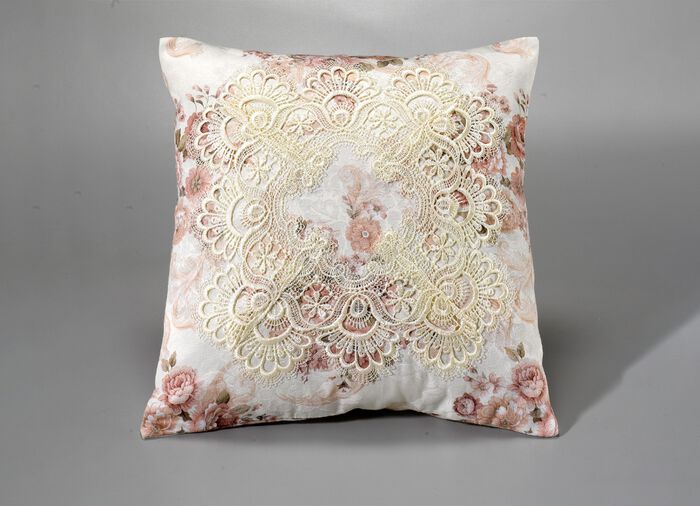 Tischdecke von Sch&auml;fer mit feinster Macram&eacute;-Spitze BUNT