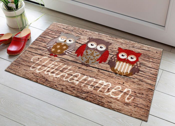 Fussmatte mit rutschhemmend beschichteter Rückseite 