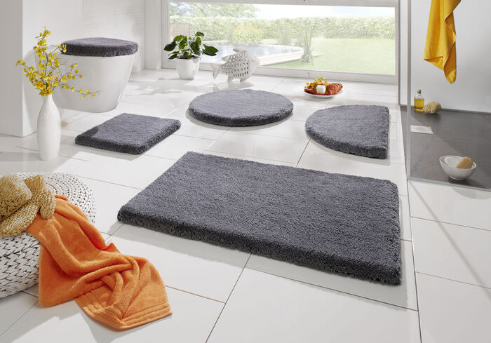 Ultrasofte Table Tuft Badgarnitur  aus dem Hause Grund GRAU